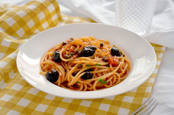 Spaghetti alla puttanesca - La Ricetta della Cucina Imperfetta