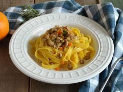 Pasta al ragù di agnello