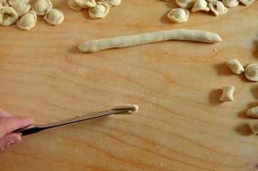 Orecchiette con le cime di rapa 8