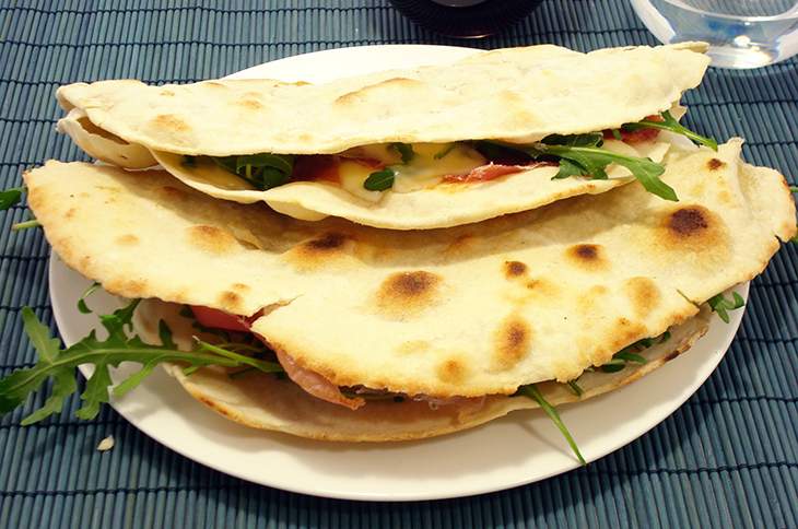 Piadina romagnola