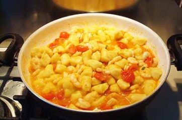 Gnocchi gamberi e pomodorini 12