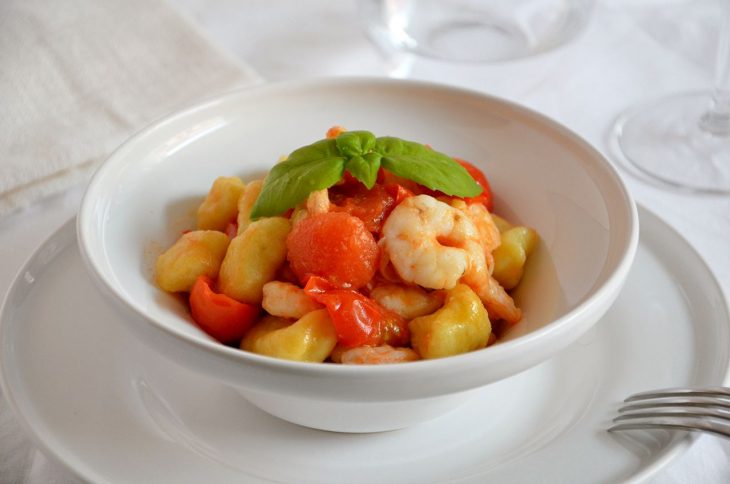 Gnocchi gamberi e pomodorini