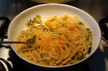 Pasta bottarga e zucchine 4