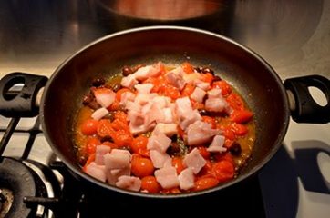 Pasta con pesce spada e pomodorini 5