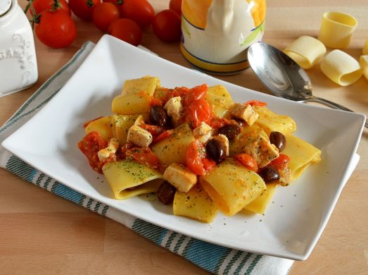 Ricetta Pasta con pesce spada e pomodorini - La Cucina Imperfetta