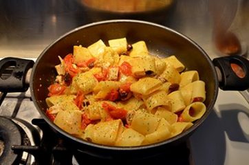 Pasta con pesce spada e pomodorini 6