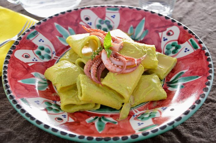 Pasta con totani e crema di zucchine