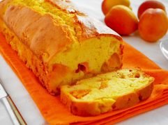 Plumcake alle albicocche