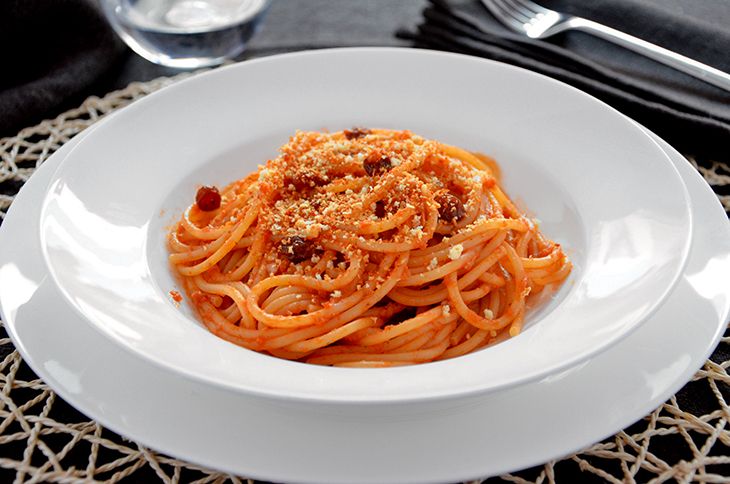 Pasta con le acciughe