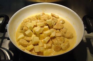 Pollo al curry con le mele 8