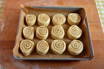 Cinnamon rolls 11