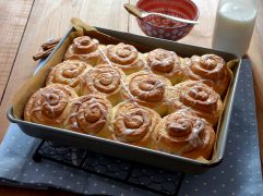 Cinnamon rolls