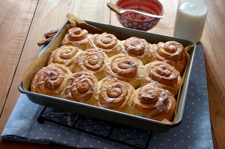 Cinnamon rolls