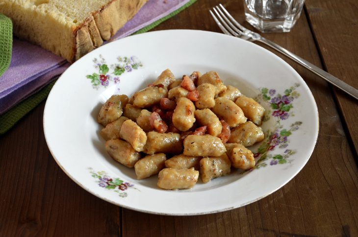 Gnocchi di pane