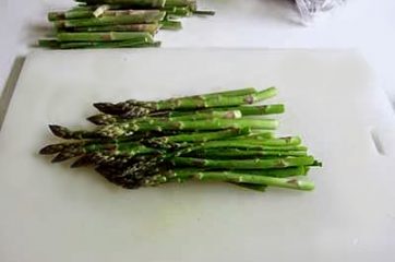 Pasta con zucchine e asparagi 1