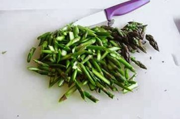 Pasta con zucchine e asparagi 2