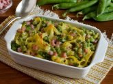 Pasta piselli e prosciutto al forno
