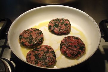 Hamburger con spinaci 6