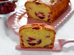 Plumcake alle ciliegie