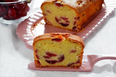 Plumcake alle ciliegie