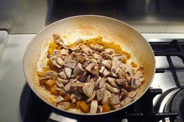 Conchiglioni ripieni di funghi e zucca 2