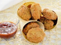 Bocconcini di pollo fritti (Chicken Mcnuggets)