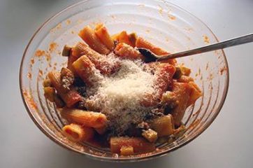 Pasta al forno con melanzane 7