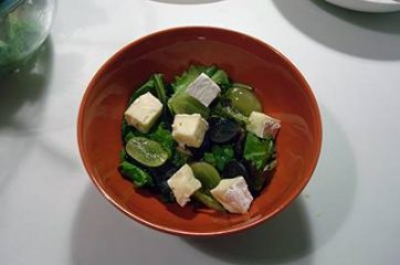 Insalata con uva e brie 8