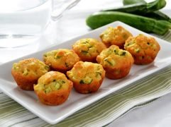 Muffin zucchine e acciughe