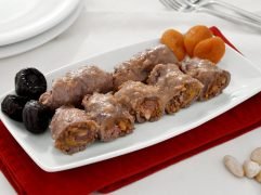 Involtini di carne con frutta secca