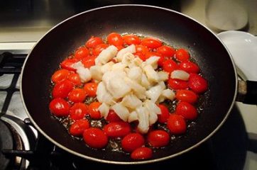 Pasta con baccalà e pomodorini 4