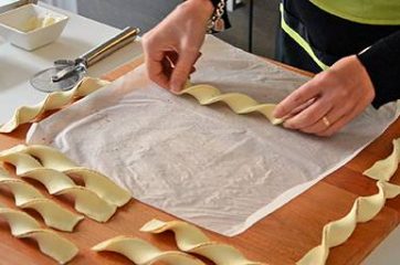 Torciglioni di pasta sfoglia 6