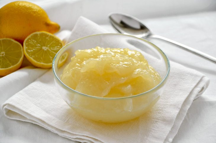 Crema al limone senza uova e senza latte