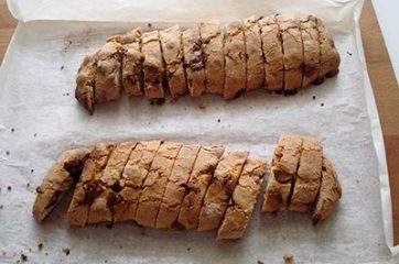 Cantucci cioccolato e nocciole 5