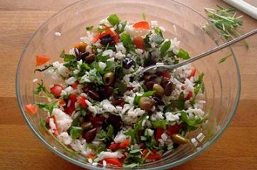 Insalata di riso con pomodori asiago e rucola 5