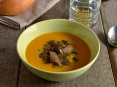 Crema di zucca con funghi