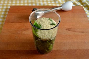 Pasta al pesto di bietole e pancetta 3