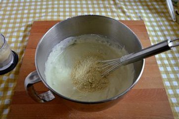 Torta cioccolato bianco e mandorle 4