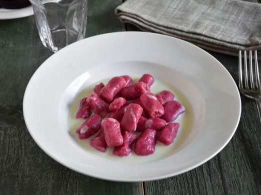 Gnocchi di patate e barbabietola