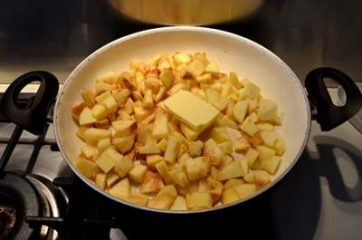 Crumble di colomba e mele 3