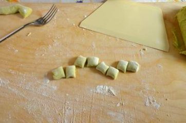 Gnocchi di patate e asparagi 8