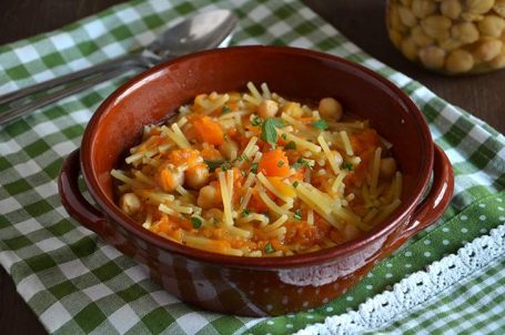 Pasta con zucca e ceci