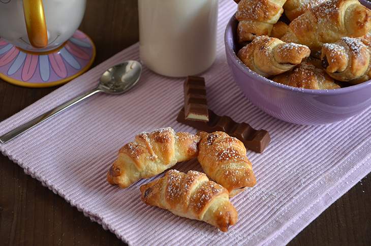 Cornetti al cioccolato Kinder