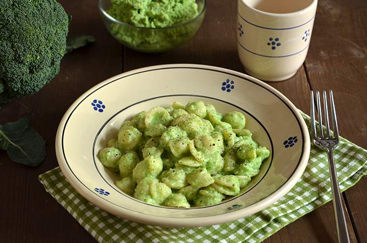 Pasta al pesto di broccoli