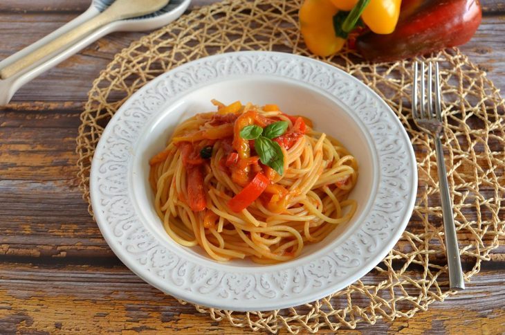 Pasta con i peperoni