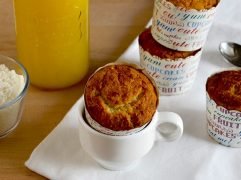 Muffin con succo d'arancia e cocco