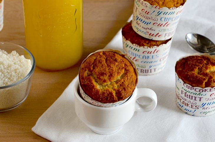 Muffin con succo d'arancia e cocco