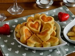 Cuori di pasta sfoglia