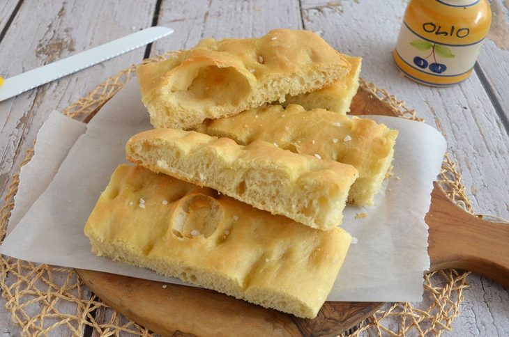 Focaccia bianca