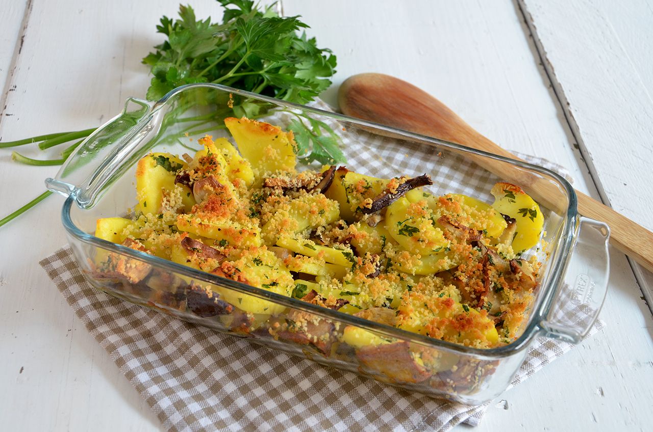 Unghi Patrate Ricetta Funghi e patate al forno - La Ricetta della Cucina Imperfetta